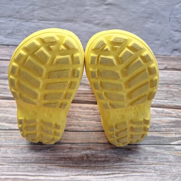 Crocs Kids Yellow Rubber Boots, Kids Handle it Rain Boots Size 7 - Picture 6 of 7